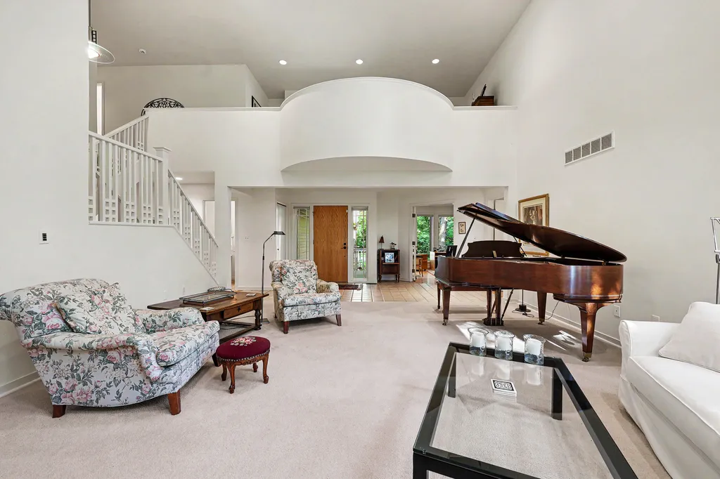 685 Green Road Ann Arbor City MI 48105