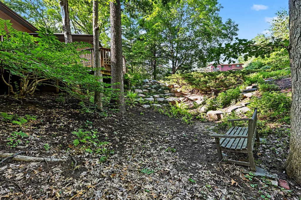 685 Green Road Ann Arbor City MI 48105