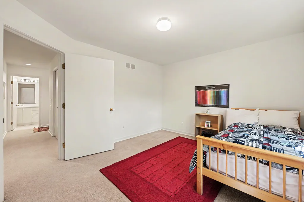 685 Green Road Ann Arbor City MI 48105