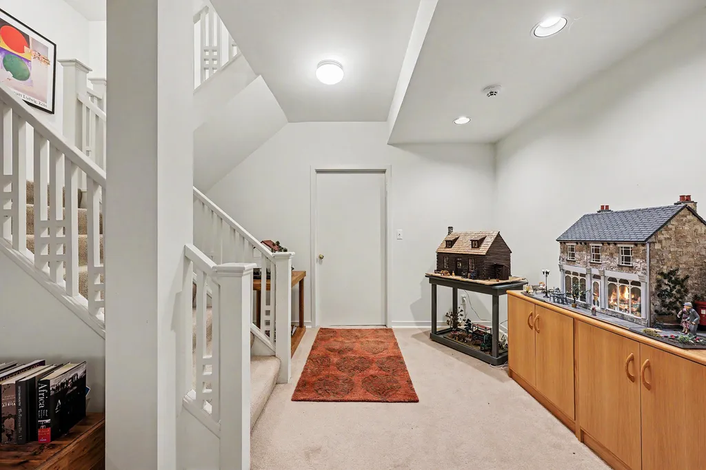 685 Green Road Ann Arbor City MI 48105