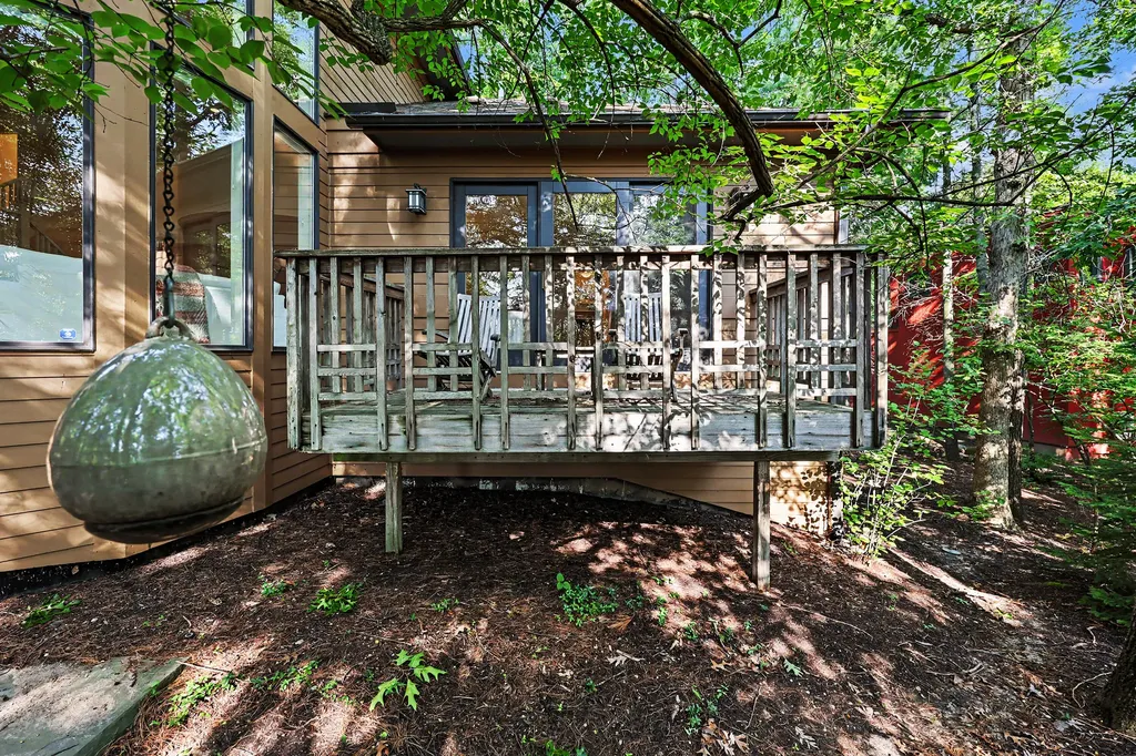 685 Green Road Ann Arbor City MI 48105