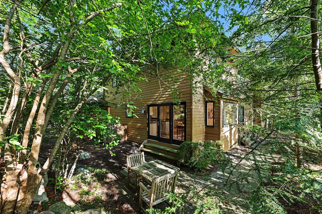685 Green Road Ann Arbor City MI 48105