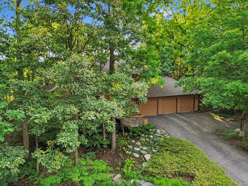 685 Green Road Ann Arbor City MI 48105