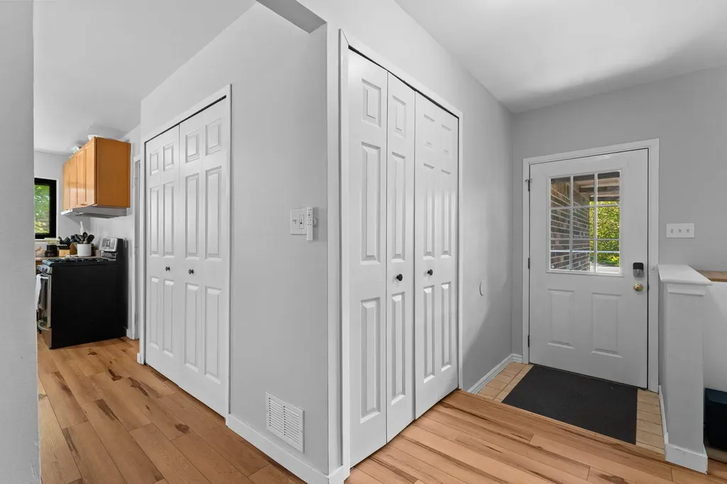 419 Glenbrook Court Saline City MI 48176