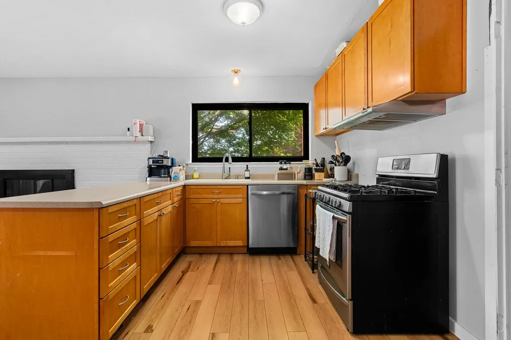 419 Glenbrook Court Saline City MI 48176