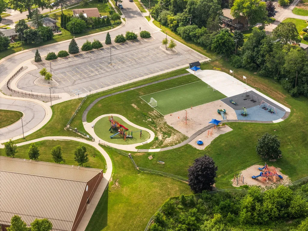 419 Glenbrook Court Saline City MI 48176