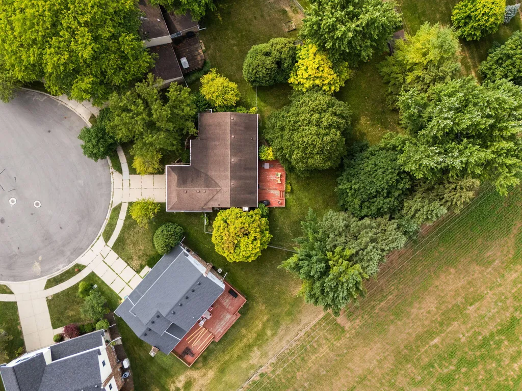 419 Glenbrook Court Saline City MI 48176