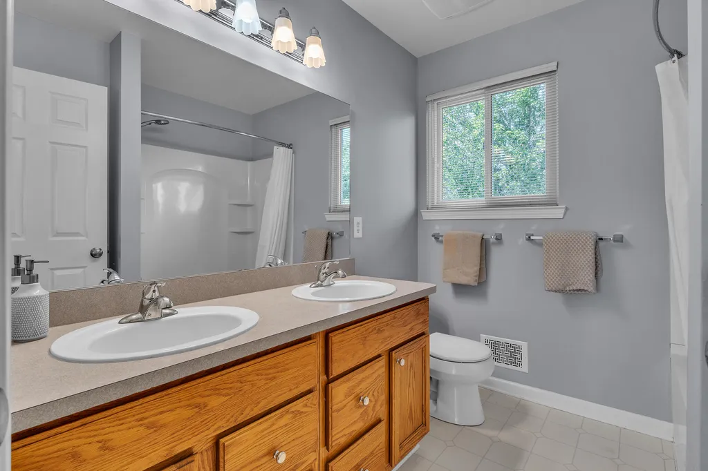 2690 Chateau Court Pittsfield Charter Township MI 48103