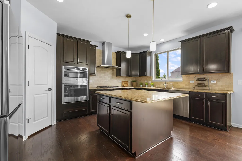 51847 Pierce Drive Lyon Charter Township MI 48167
