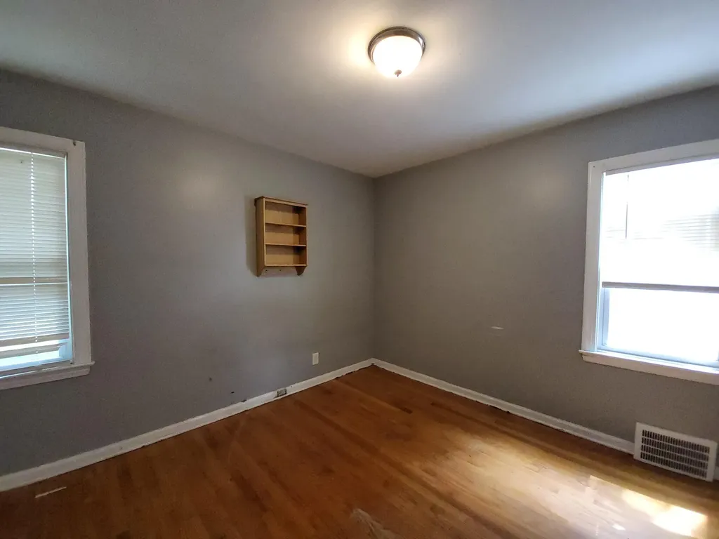 20237 Kingsville Street Harper Woods City MI 48225