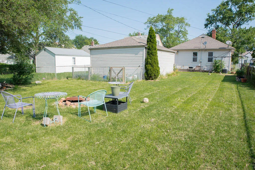 24737 Union Street Dearborn City MI 48124