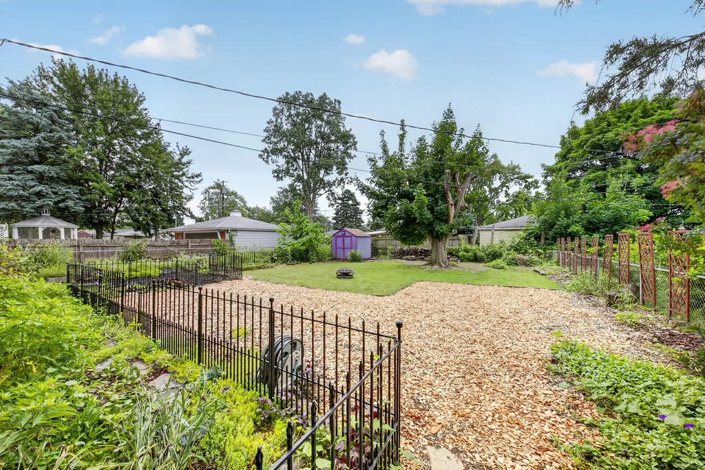 1240 Pageant Avenue Ypsilanti Charter Township MI 48198