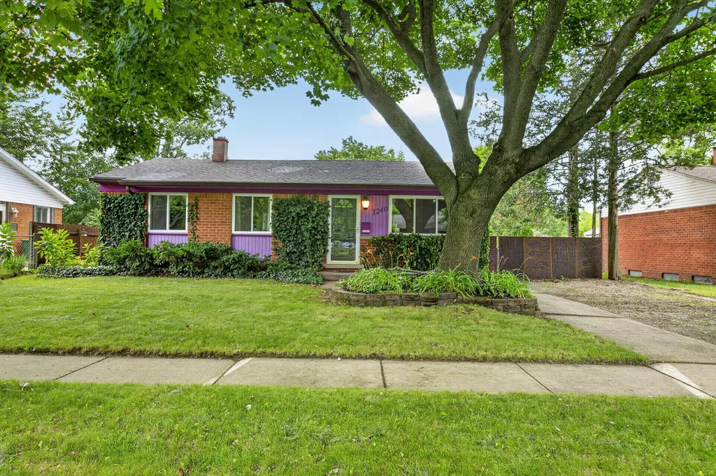 1240 Pageant Avenue Ypsilanti Charter Township MI 48198