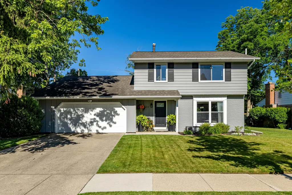 1542 Dicken Drive Ann Arbor City MI 48103