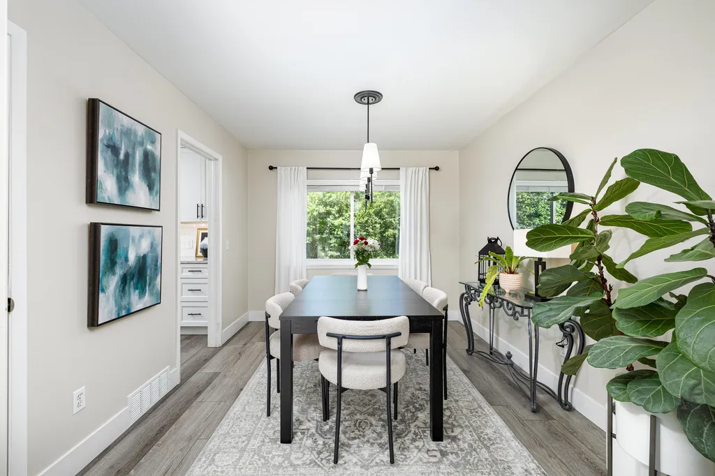 1542 Dicken Drive Ann Arbor City MI 48103