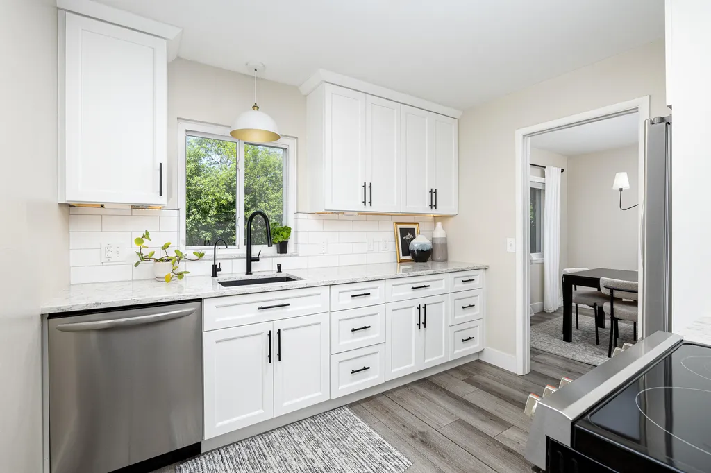 1542 Dicken Drive Ann Arbor City MI 48103