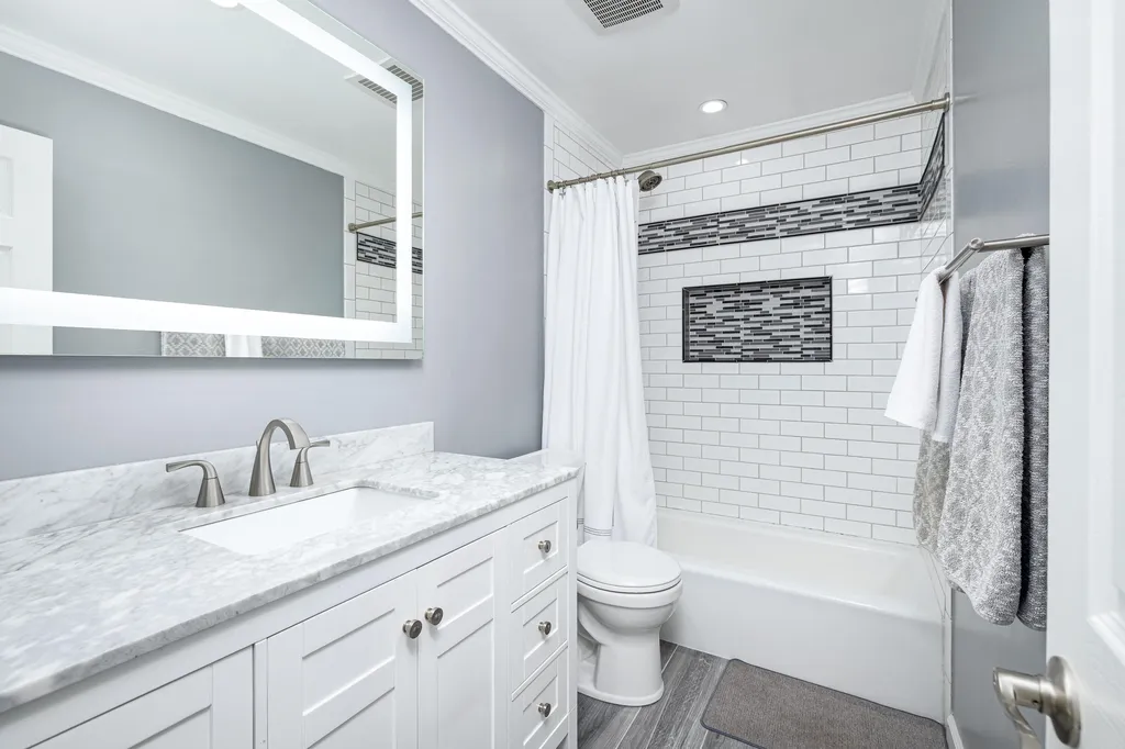 1542 Dicken Drive Ann Arbor City MI 48103