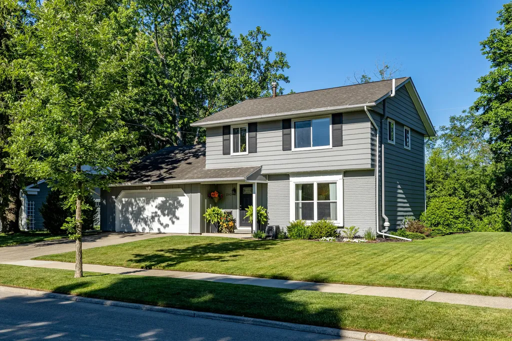 1542 Dicken Drive Ann Arbor City MI 48103