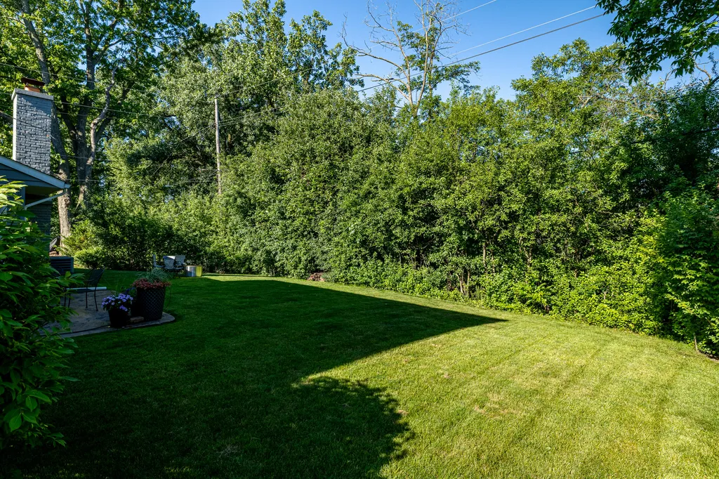 1542 Dicken Drive Ann Arbor City MI 48103