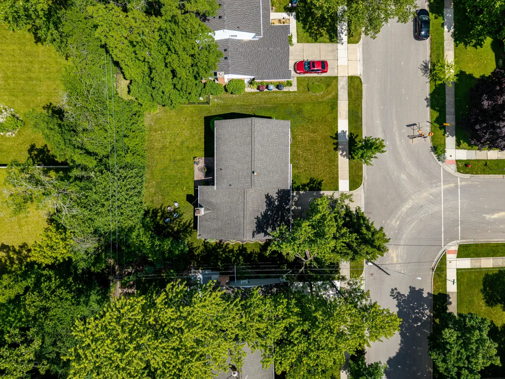 1542 Dicken Drive Ann Arbor City MI 48103
