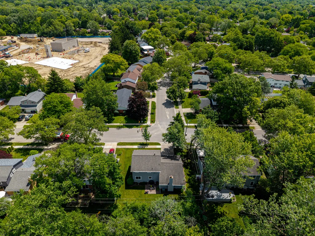 1542 Dicken Drive Ann Arbor City MI 48103
