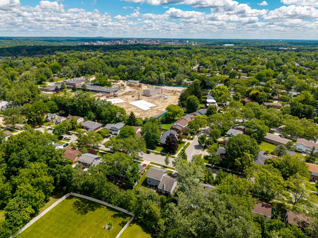 1542 Dicken Drive Ann Arbor City MI 48103