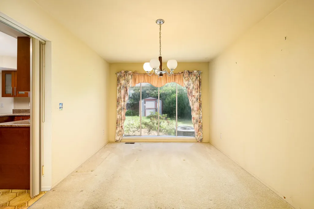 45692 Holmes Drive Canton Charter Township MI 48187