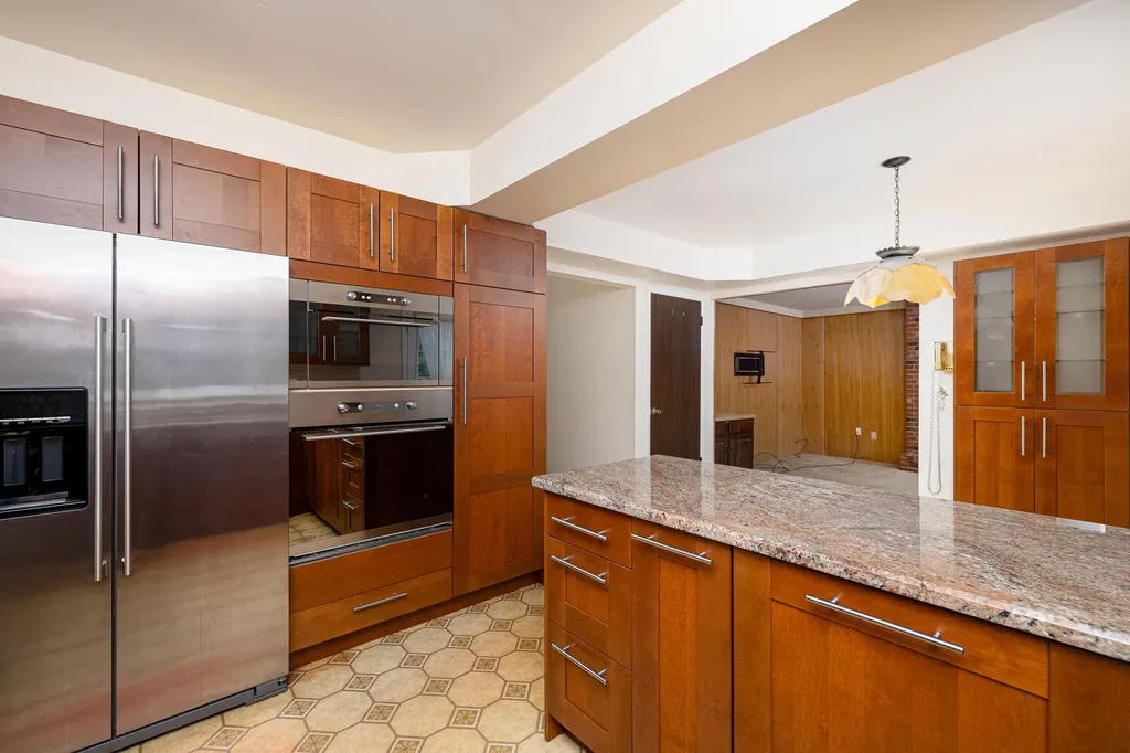 45692 Holmes Drive Canton Charter Township MI 48187