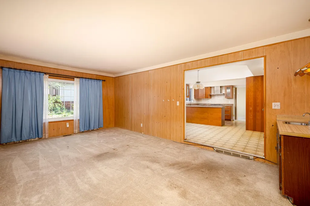 45692 Holmes Drive Canton Charter Township MI 48187