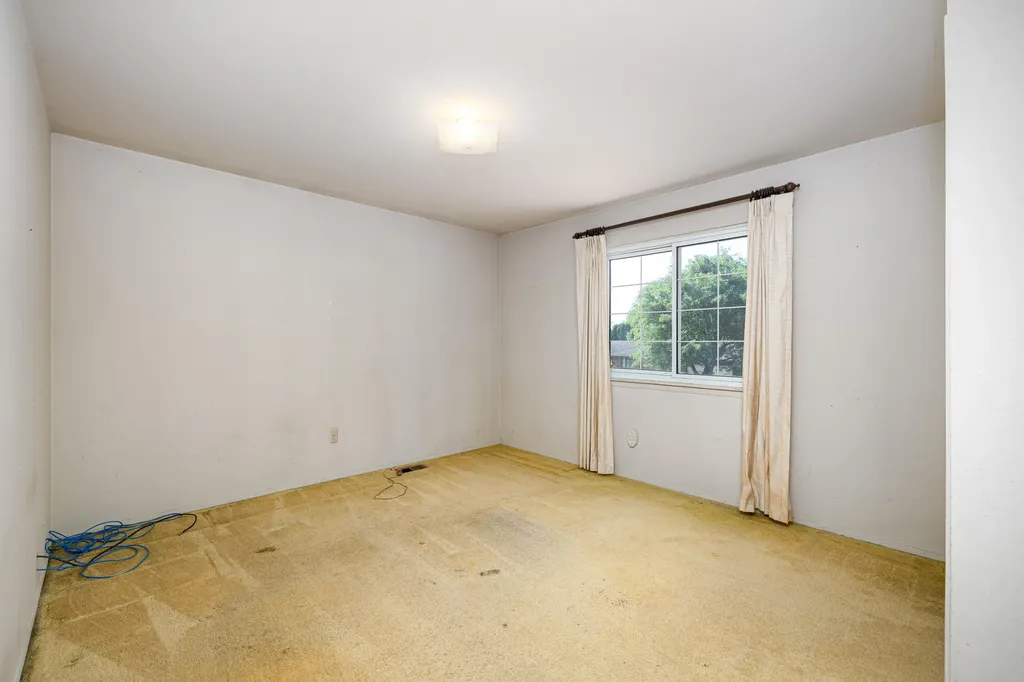 45692 Holmes Drive Canton Charter Township MI 48187