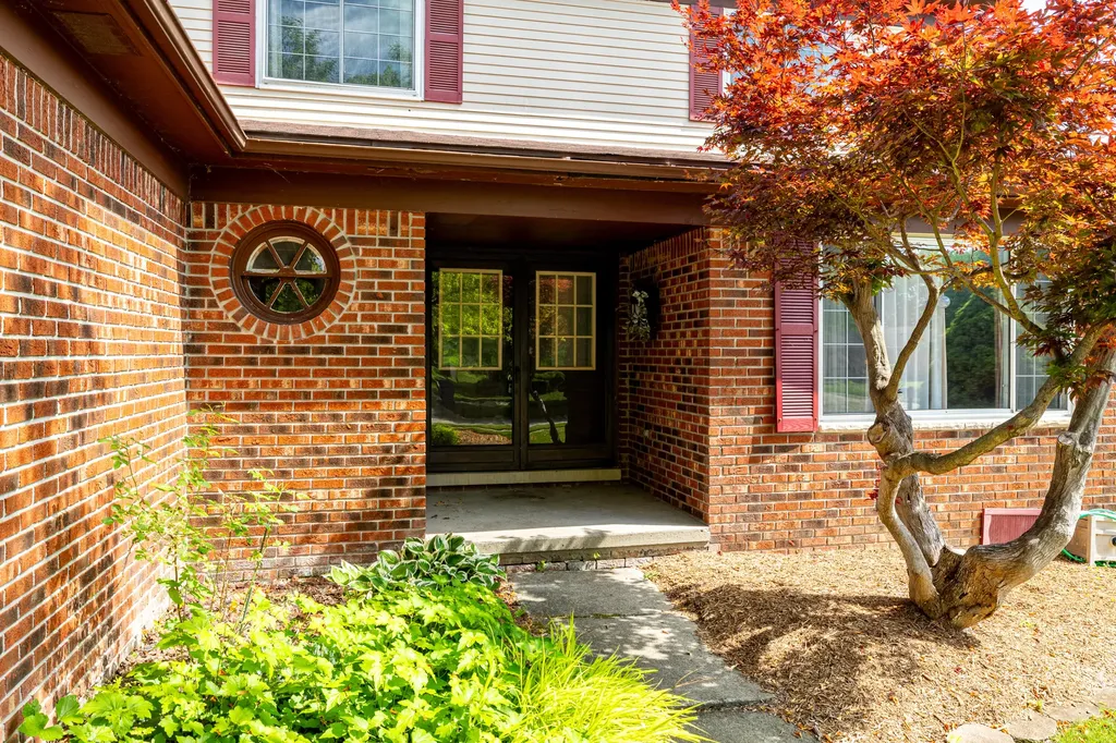 45692 Holmes Drive Canton Charter Township MI 48187