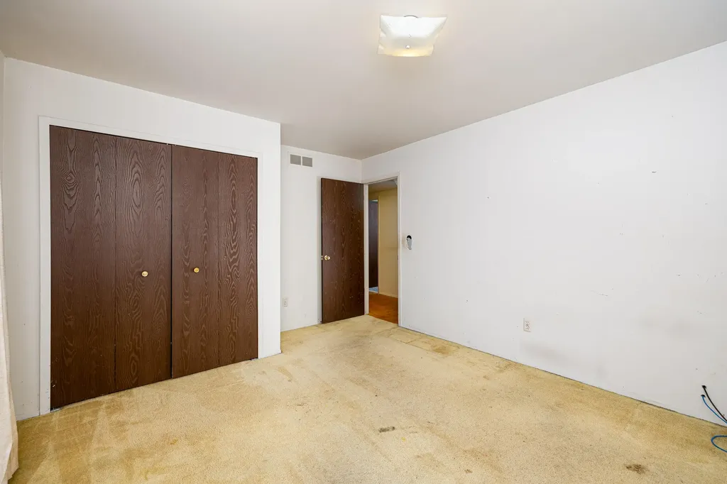 45692 Holmes Drive Canton Charter Township MI 48187