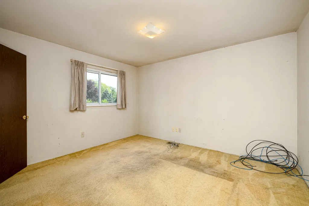 45692 Holmes Drive Canton Charter Township MI 48187
