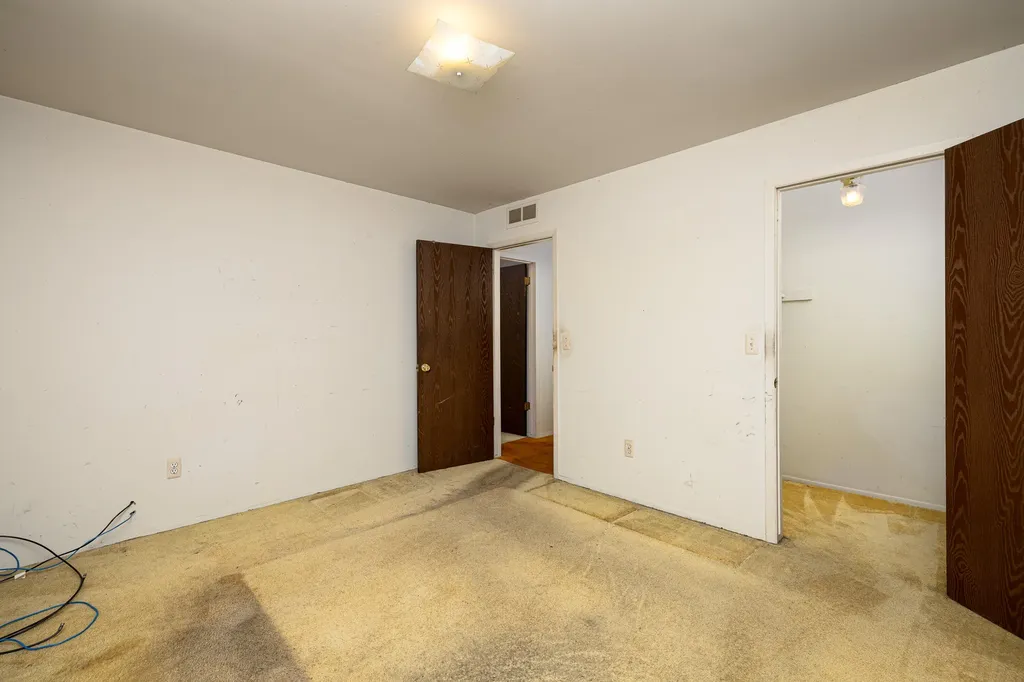 45692 Holmes Drive Canton Charter Township MI 48187