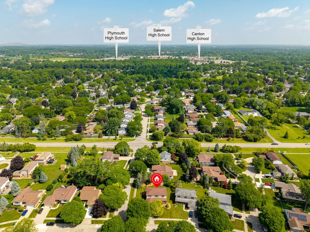 45692 Holmes Drive Canton Charter Township MI 48187