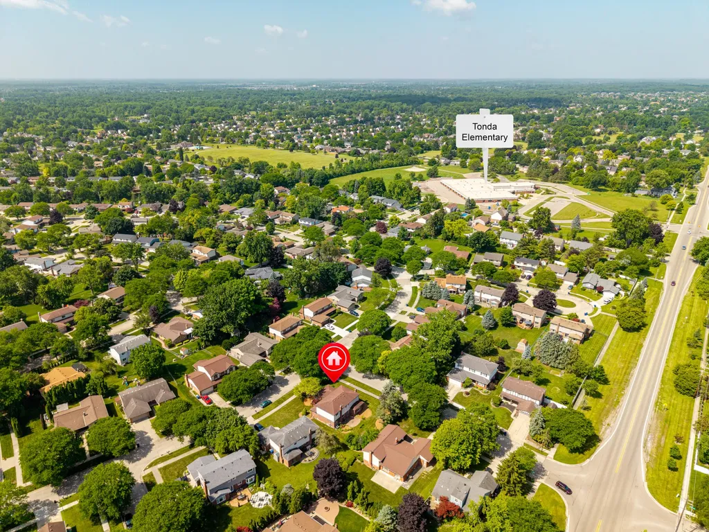45692 Holmes Drive Canton Charter Township MI 48187