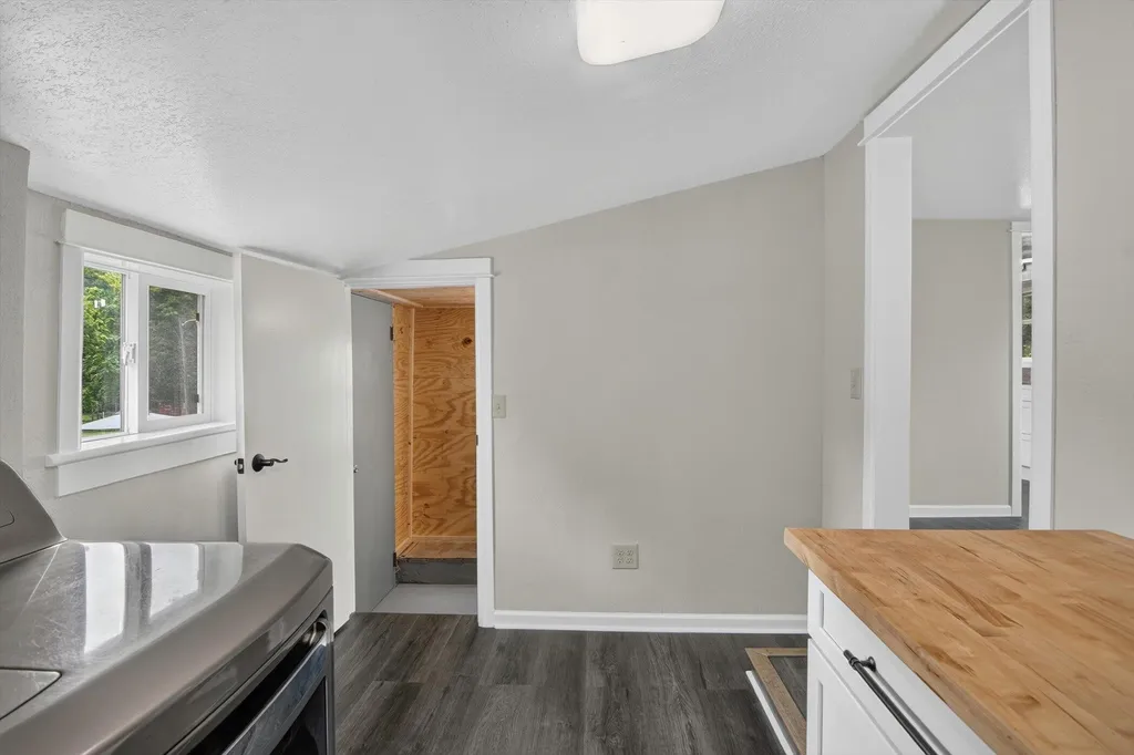 245 E South Street Hillsdale City MI 49242