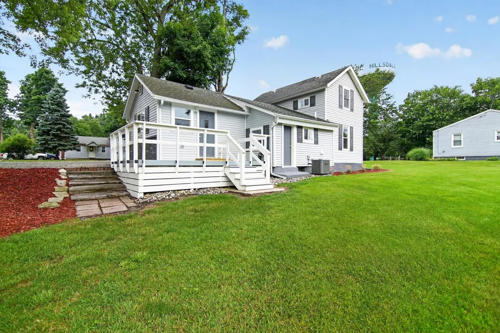 245 E South Street Hillsdale City MI 49242