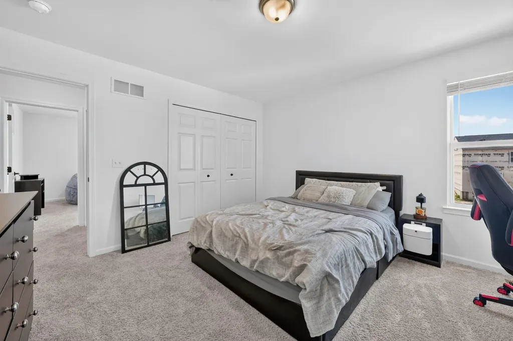 51681 Maple Leaf Drive Unknown City MI 48042