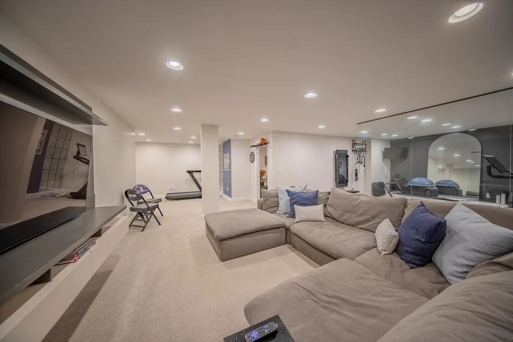 3206 Brackley Drive Ann Arbor City MI 48105