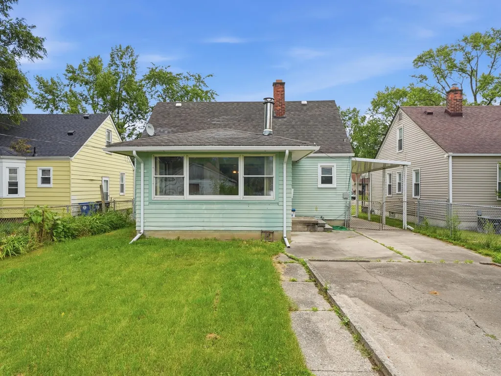 15943 Kinloch Street Redford Charter Township MI 48239