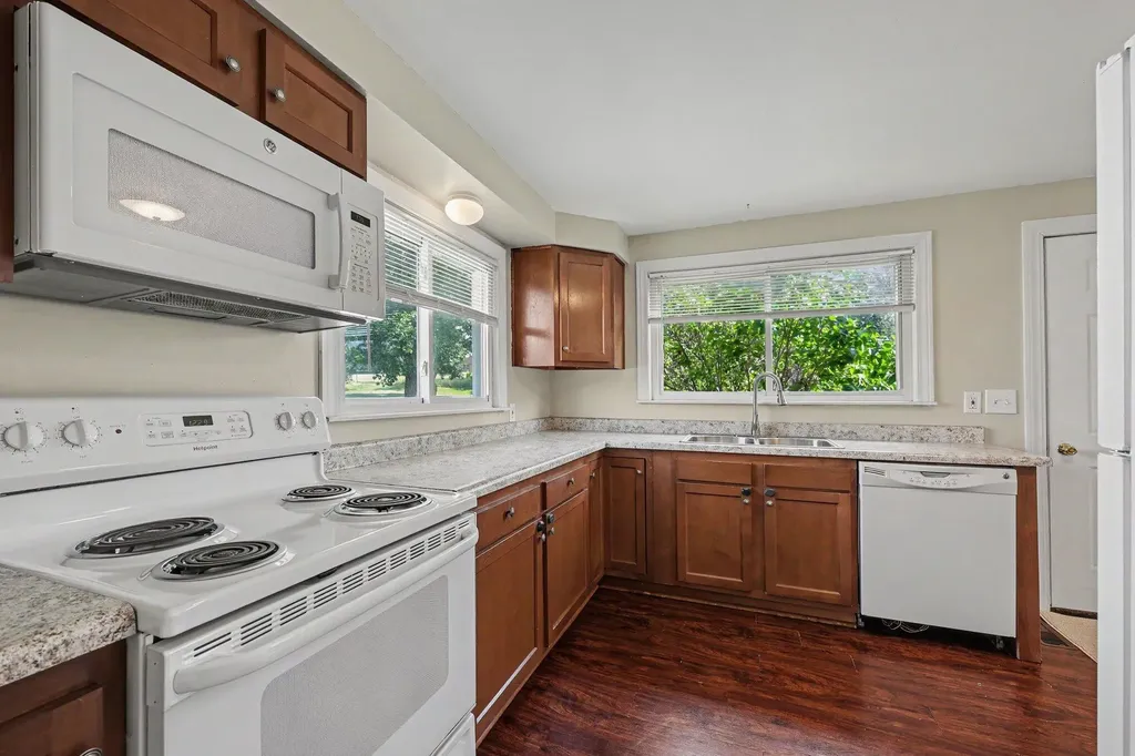 408 E Chicago Street Jonesville City MI 49250