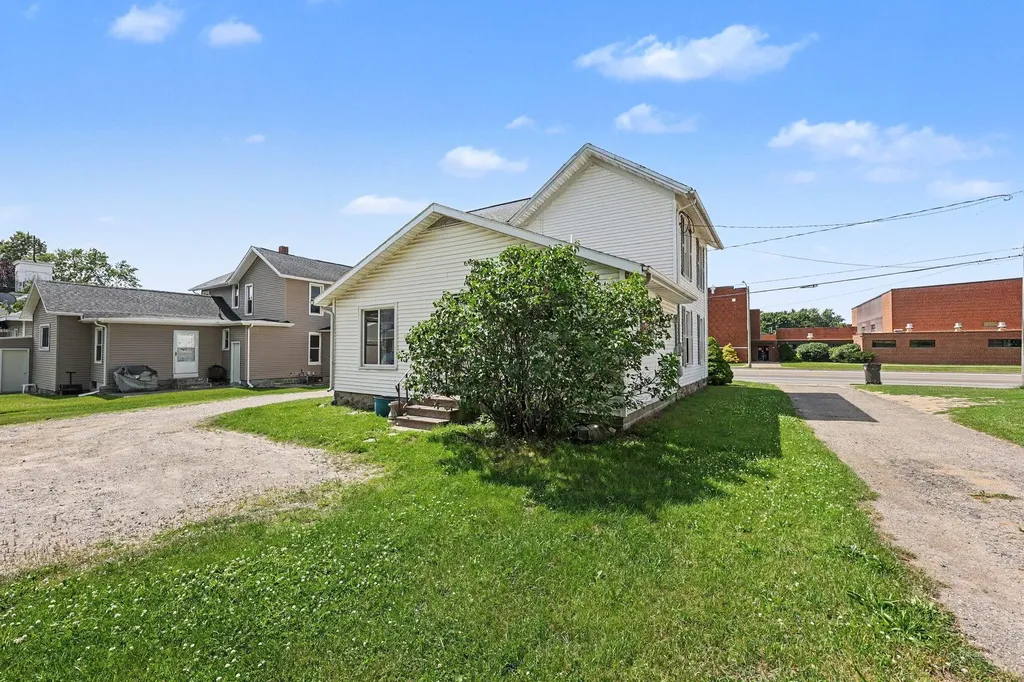 408 E Chicago Street Jonesville City MI 49250