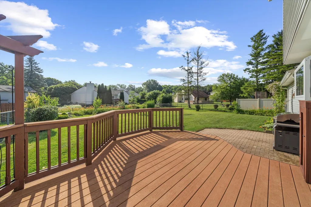 9231 Abbey Lane Superior Charter Township MI 48198