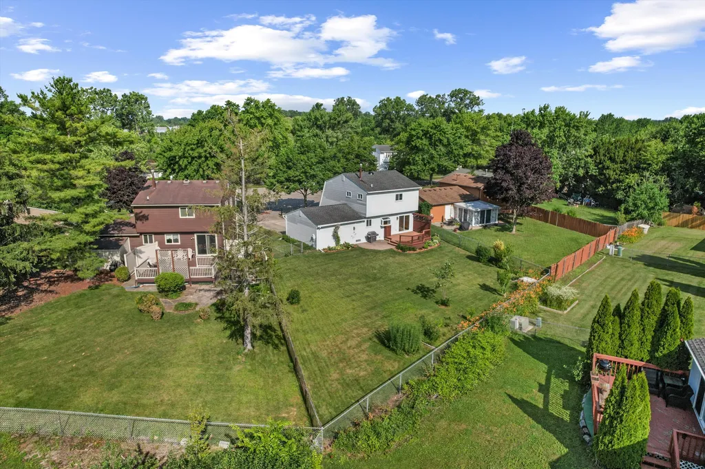 9231 Abbey Lane Superior Charter Township MI 48198