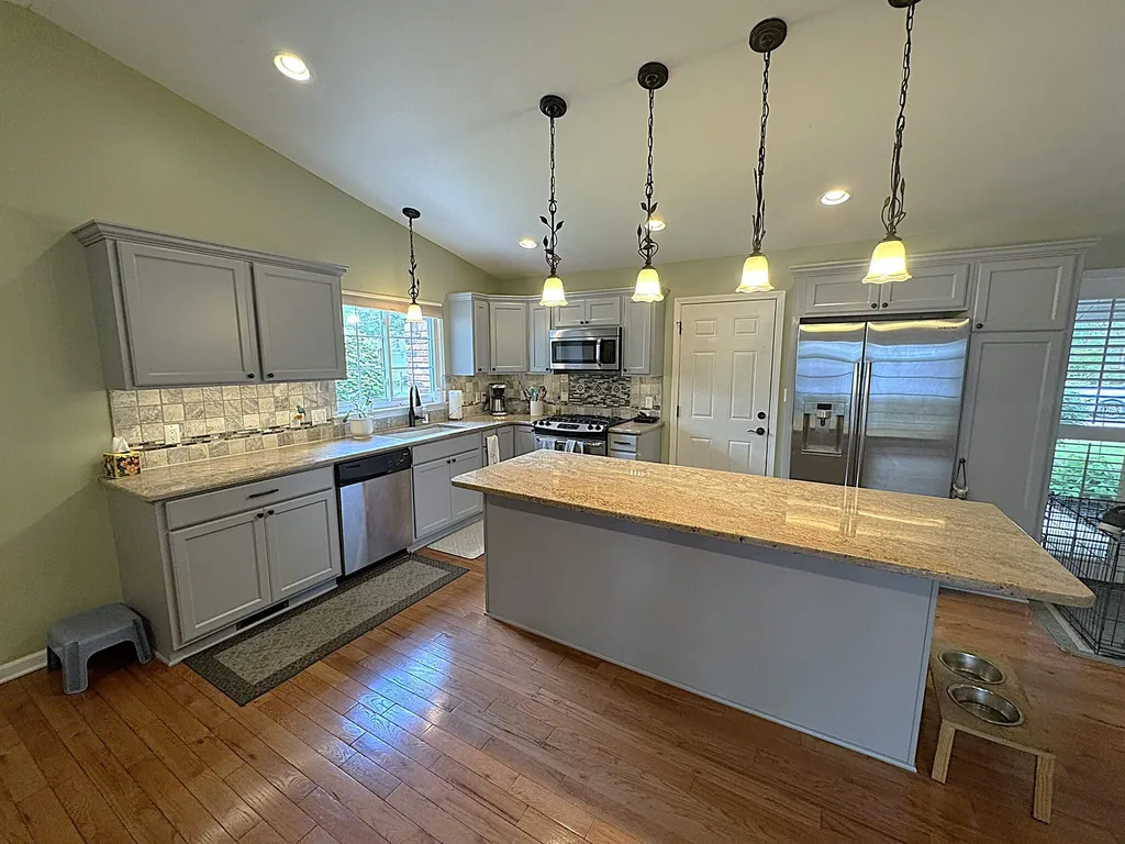 39889 Coronation Road Canton Charter Township MI 48188