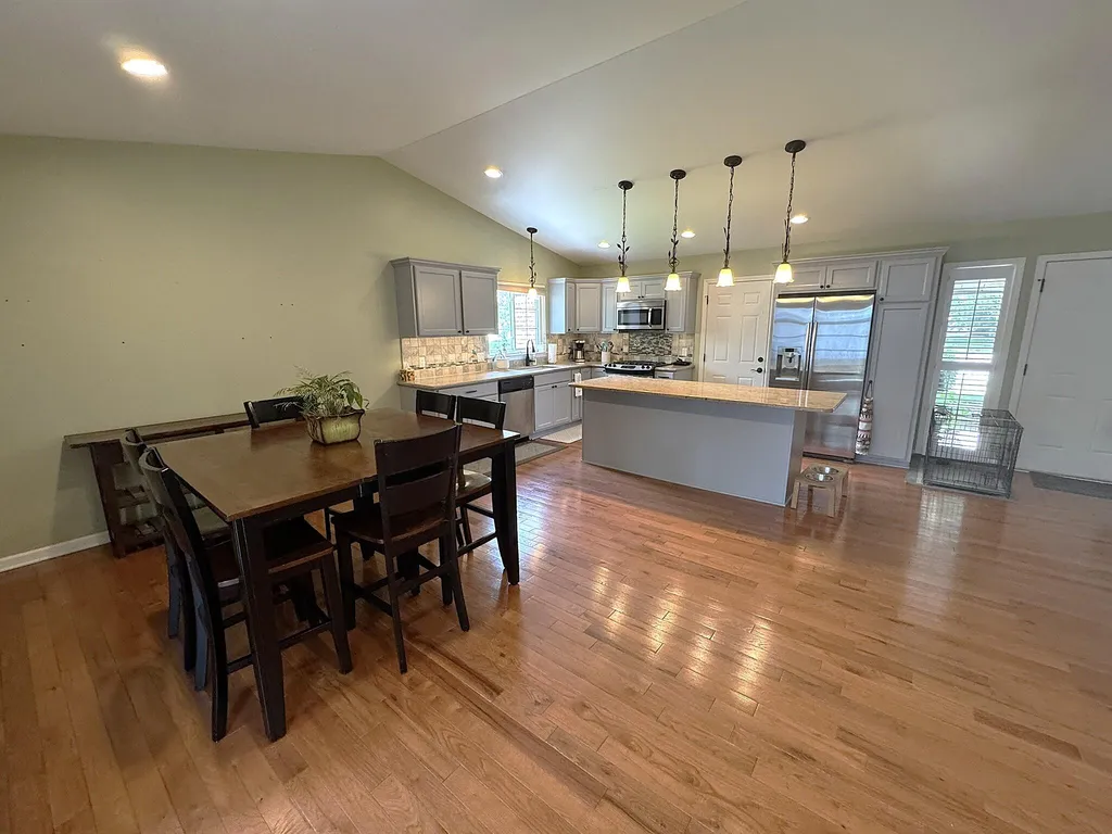 39889 Coronation Road Canton Charter Township MI 48188