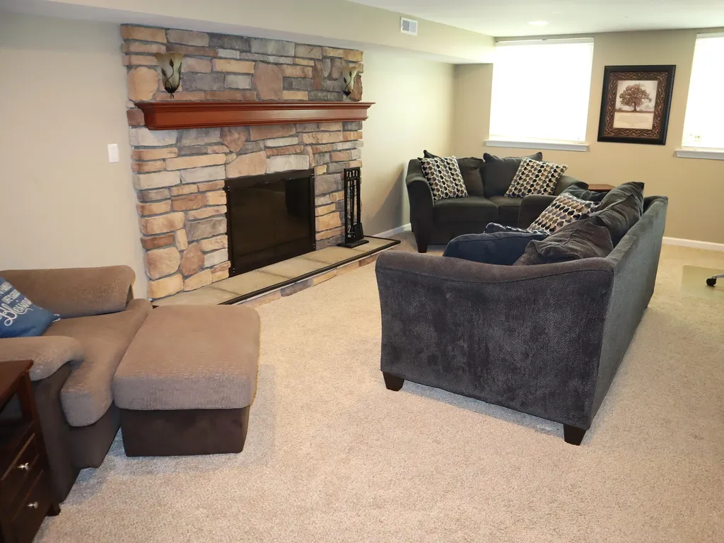 39889 Coronation Road Canton Charter Township MI 48188