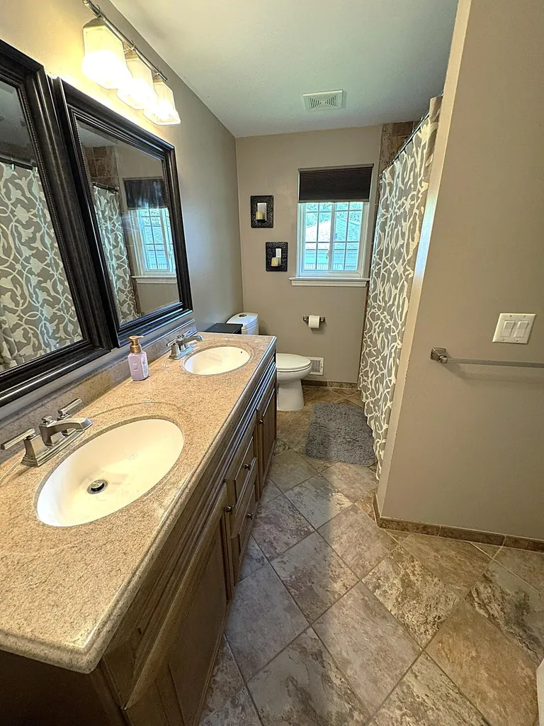 39889 Coronation Road Canton Charter Township MI 48188
