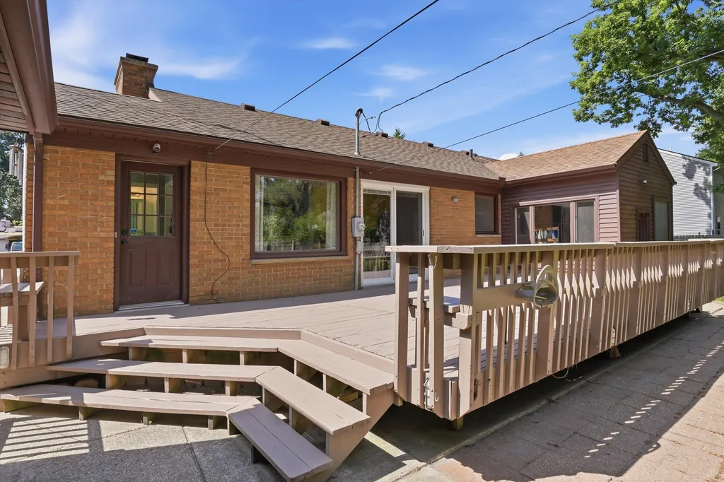 2678 Valley Drive Ann Arbor City MI 48103